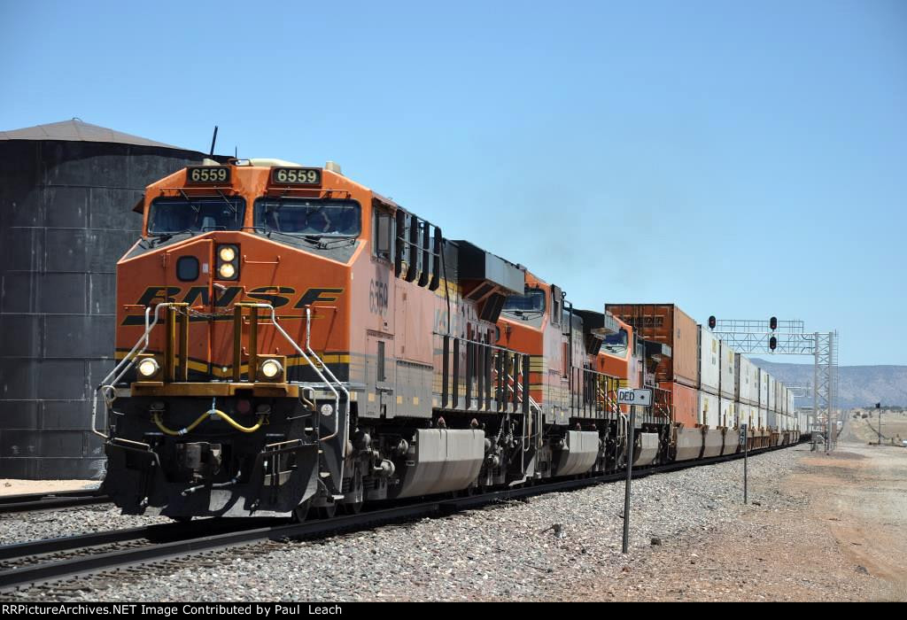 Intermodal rolls west